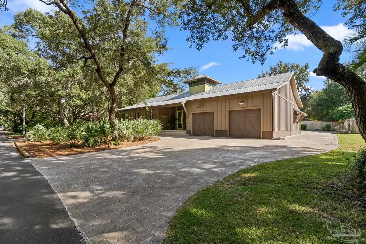 2369 W Bayshore Rd, Gulf Breeze, FL 32563 - Image #1