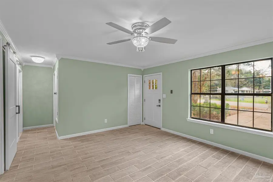 200 S Crow Rd, Pensacola, FL 32506 - Image #3