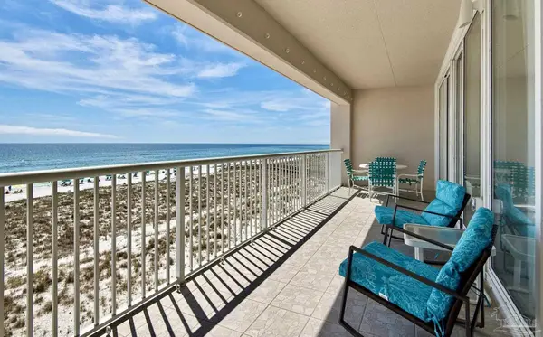 8525 Gulf Blvd #302, Navarre Beach, FL 32566