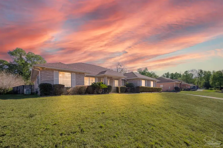 3002 Ashbury Ln, Cantonment, FL 32533 - Image #2