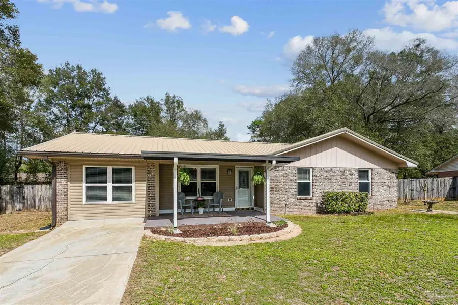 5453 Camille Gardens Cir, Milton, FL 32570 - #2