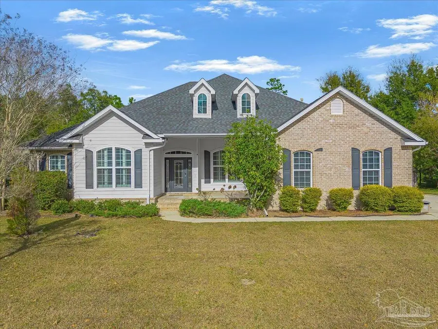 5718 Sparkleberry Ln, Pensacola, FL 32526 - Image #2