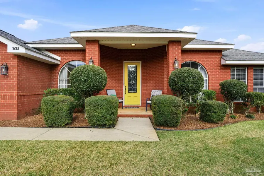 1635 Woodlawn Way, Gulf Breeze, FL 32563 - #2