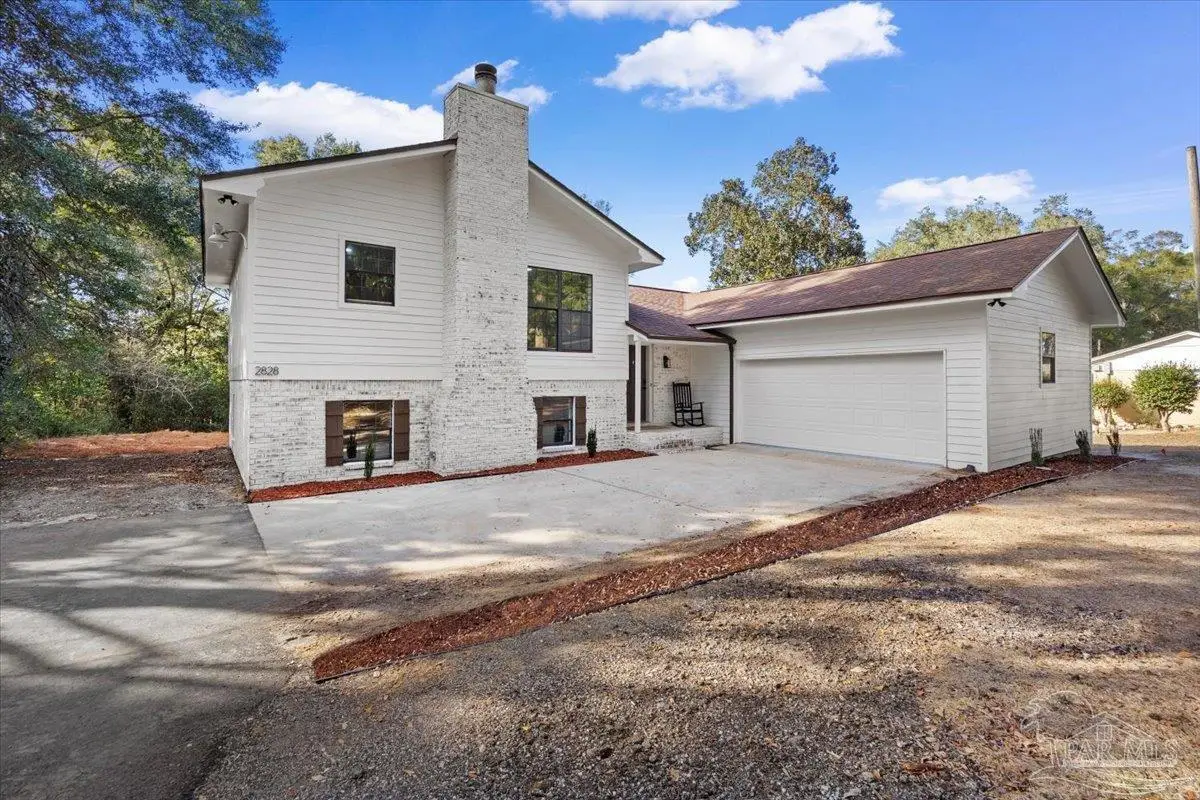 2828 Mandeville Ln, Pensacola, FL 32526 - Image #1