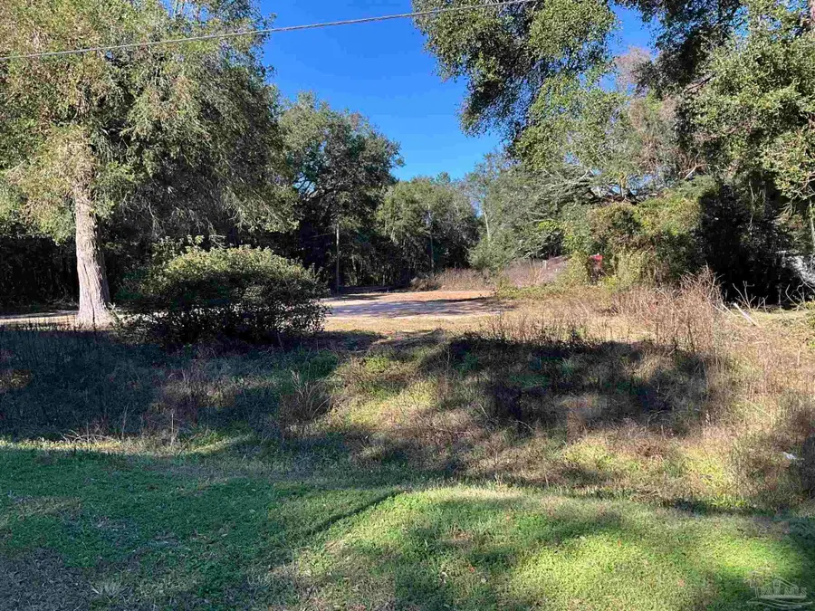 5676 Mulat Rd, Milton, FL 32583 - #3