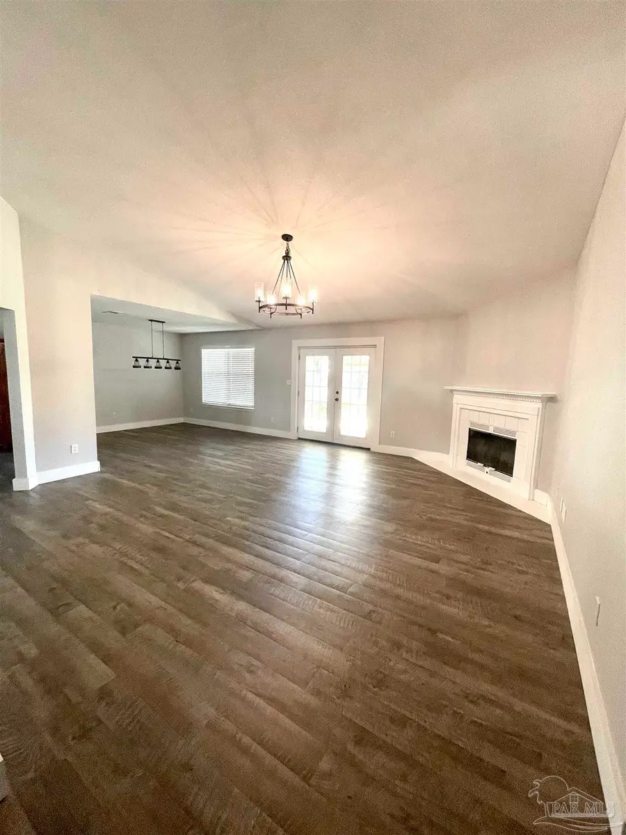 6623 Ridge Crest Dr, Milton, FL 32570 - Image #2