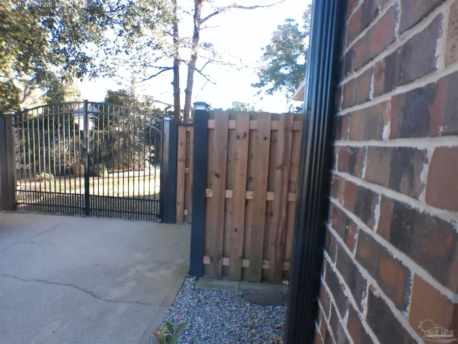 5807 Dahoon Dr, Pensacola, FL 32526 - Image #3