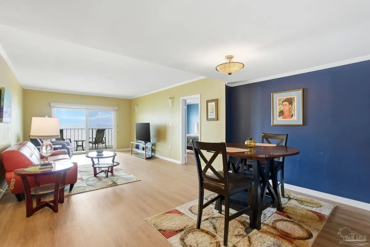 615 Bayshore Dr #502, Pensacola, FL 32507 - Image #1