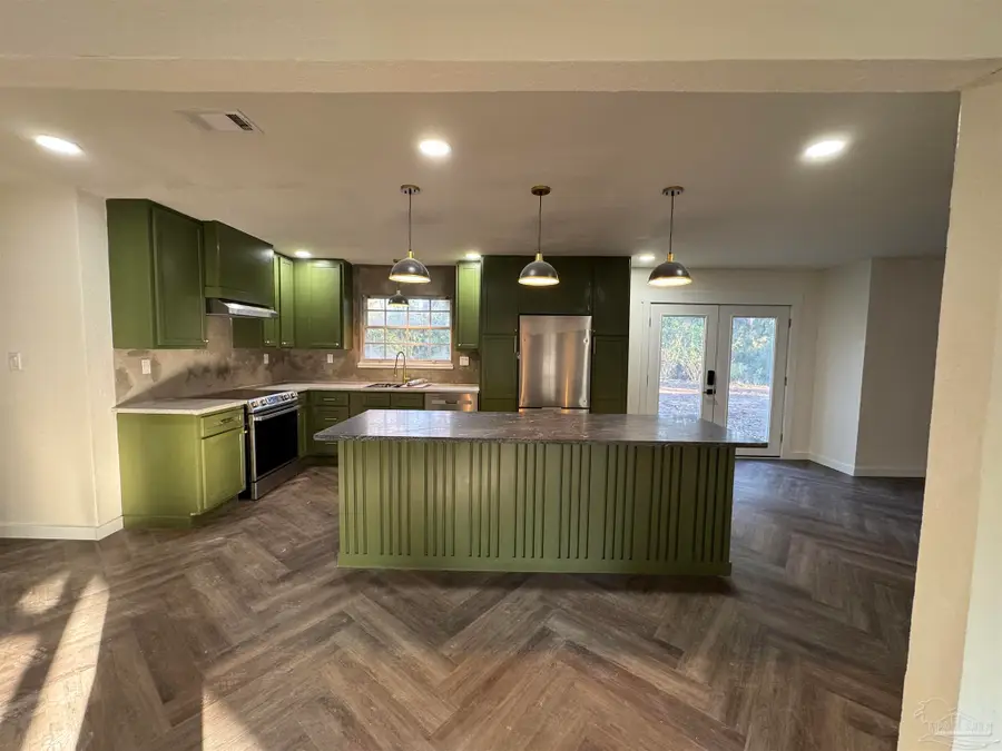 5520 Jones St, Milton, FL 32570 - Image #3