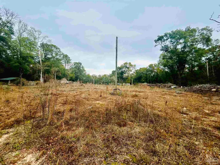 6500 Wilmar Ave, Milton, FL 32570 - Image #2