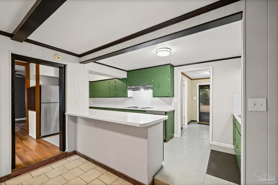 625 Edgecliff Dr, Pensacola, FL 32506 - #3