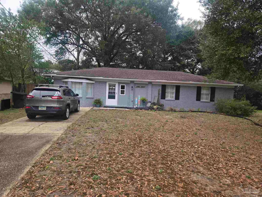 2955 Newton Dr, Pensacola, FL 32503 - Image #2