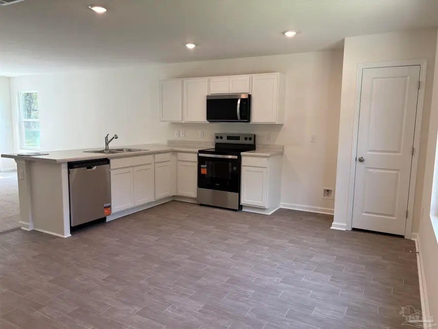 5705 Meadow Rd, Milton, FL 32583 - #3