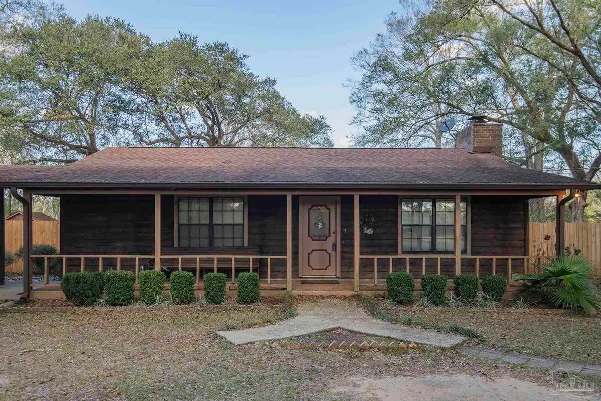 1616 Smithfield Ln, Cantonment, FL 32533 - Image #1