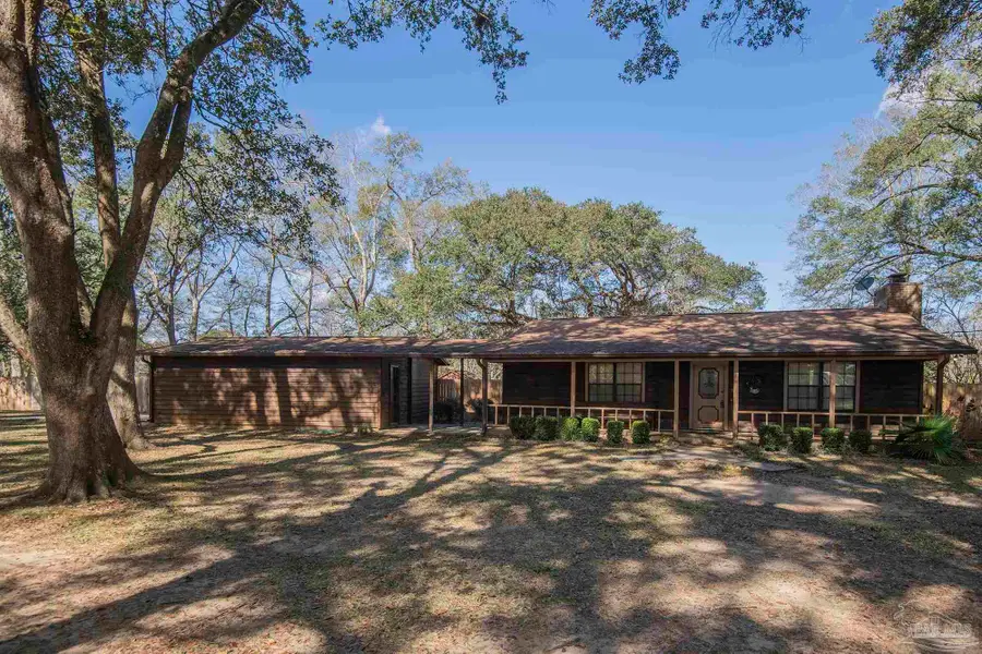 1616 Smithfield Ln, Cantonment, FL 32533 - Image #3