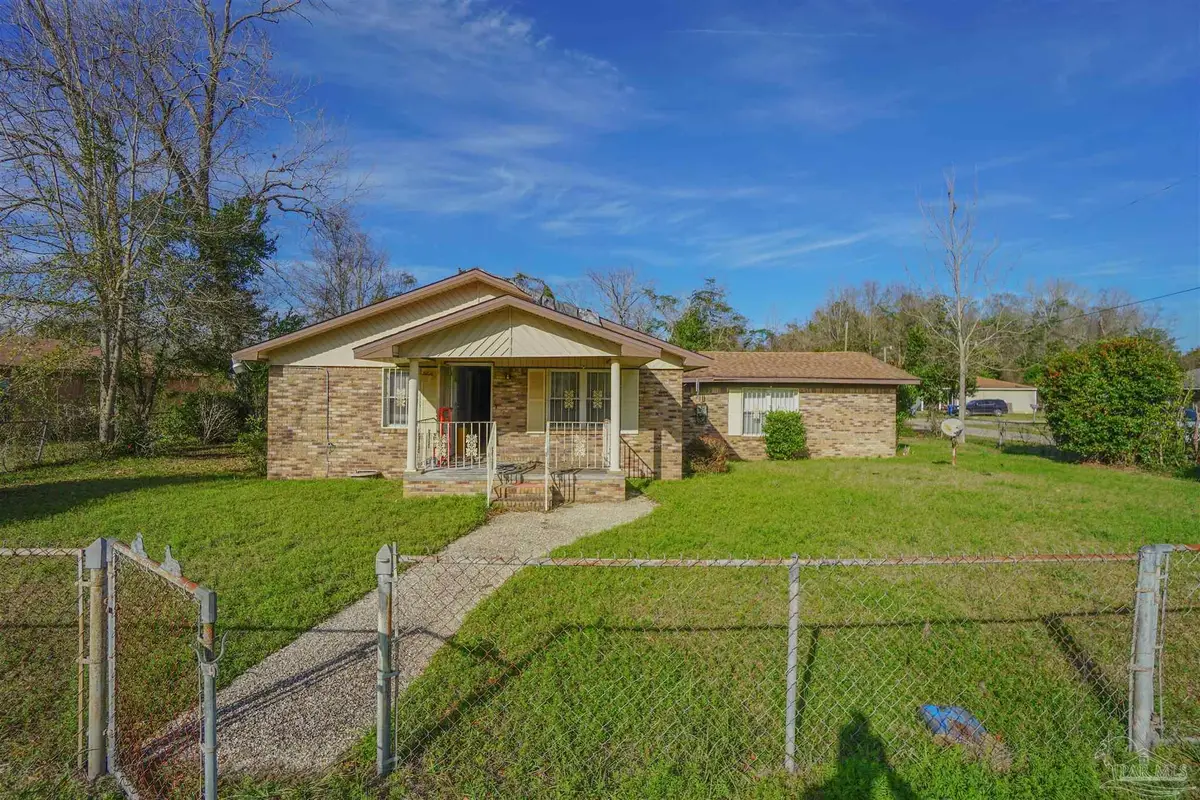 6971 Jefferson Ave, Century, FL 32535 - Image #1