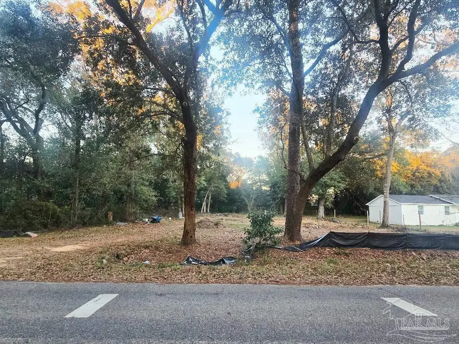 6206 Lucy St, Pensacola, FL 32503 - Image #2