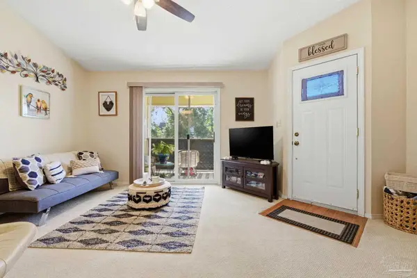 601 E Burgess Rd #A6, Pensacola, FL 32504