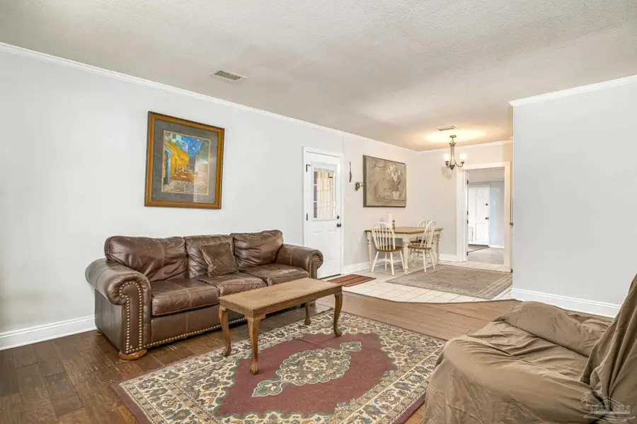 1405 Clio Dr, Pensacola, FL 32505 - Image #2