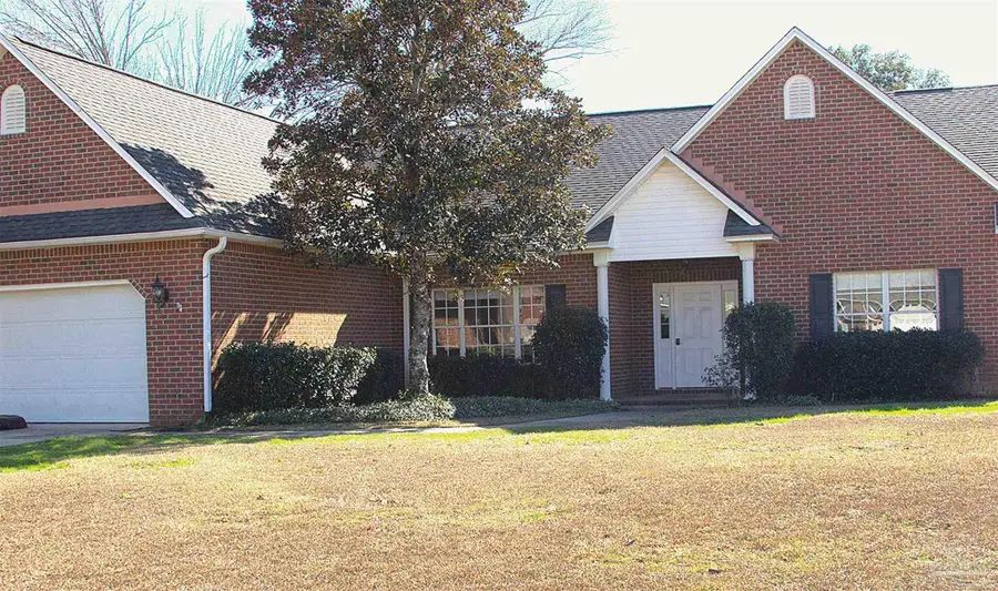 4147 Lancaster Gate Dr, Pace, FL 32571 - Image #2