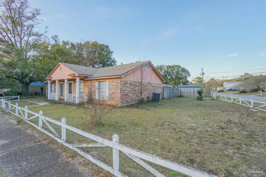 7150 Santa Barbara St, Pensacola, FL 32526 - Image #3