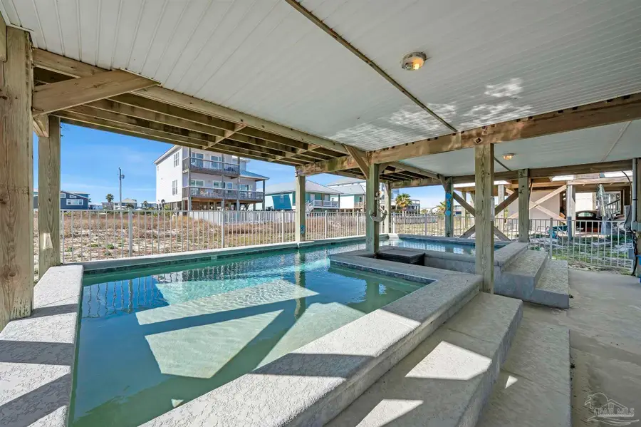 401 W Buchanan Ct, Gulf Shores, AL 36542 - Image #2