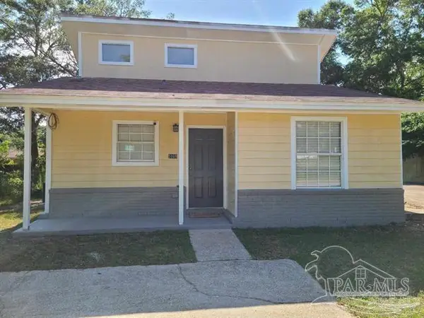 5869 Byrom St, Milton, FL 32570