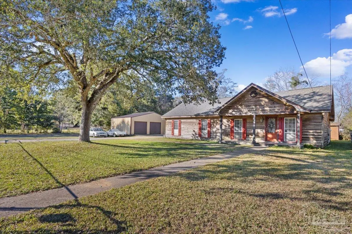 650 Hawkins St, Pensacola, FL 32534 - #1