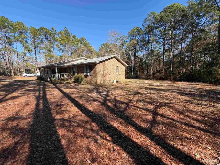 2330 Brookwood Pl, Cantonment, FL 32533 - Image #3