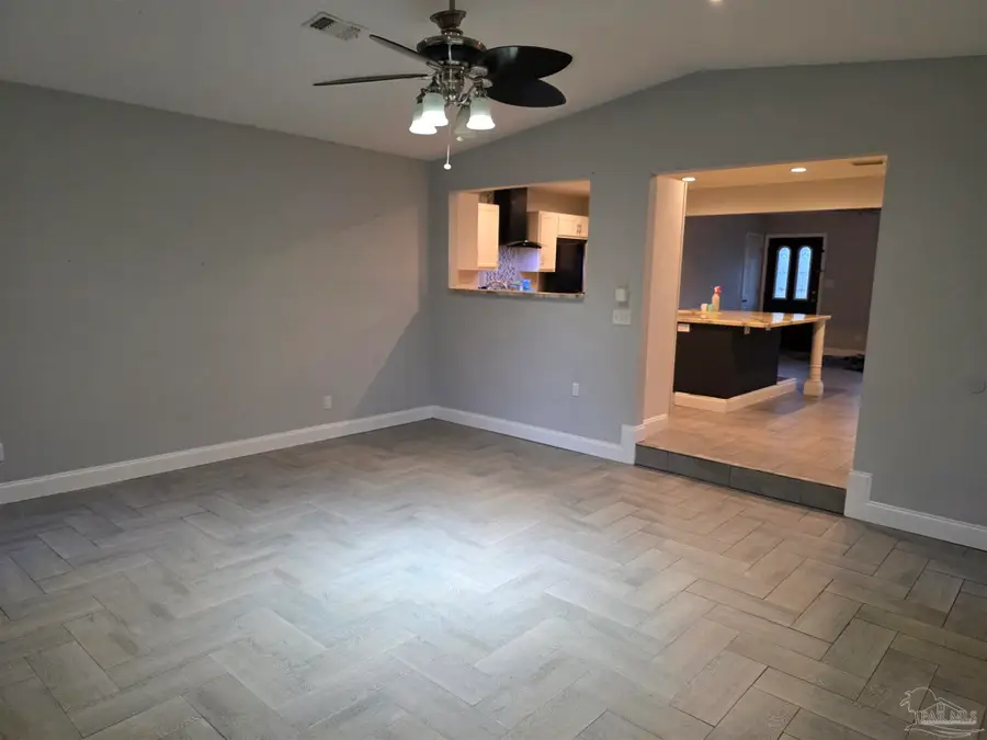 1225 Fretz St, Pensacola, FL 32534 - #2