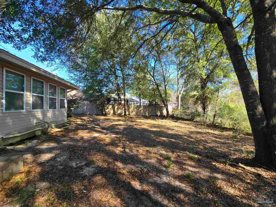 4621 Centerpointe Dr, Pensacola, FL 32514 - Image #3
