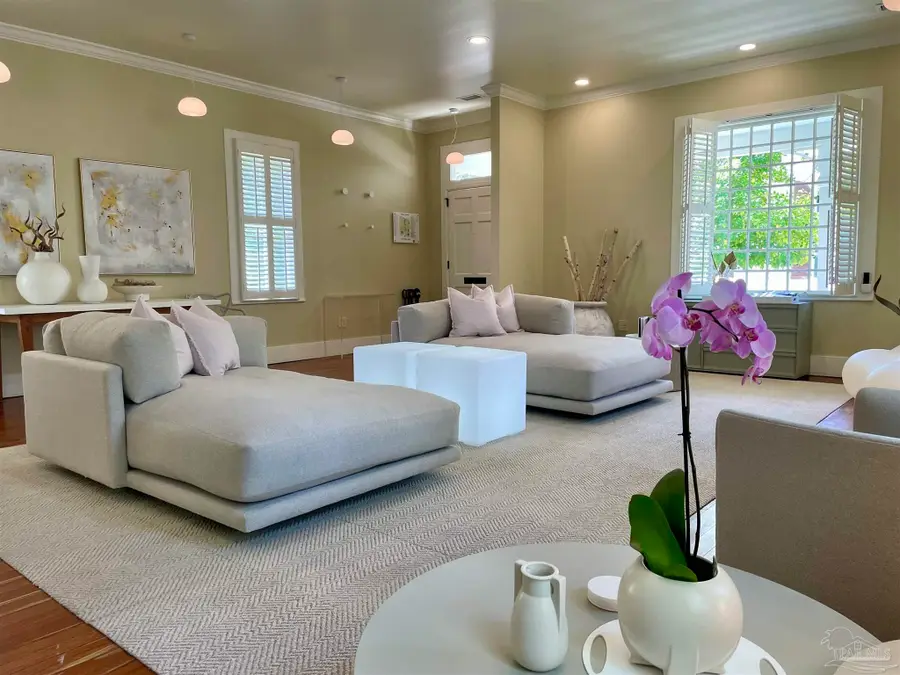 216 E Church St, Pensacola, FL 32502 - Image #3