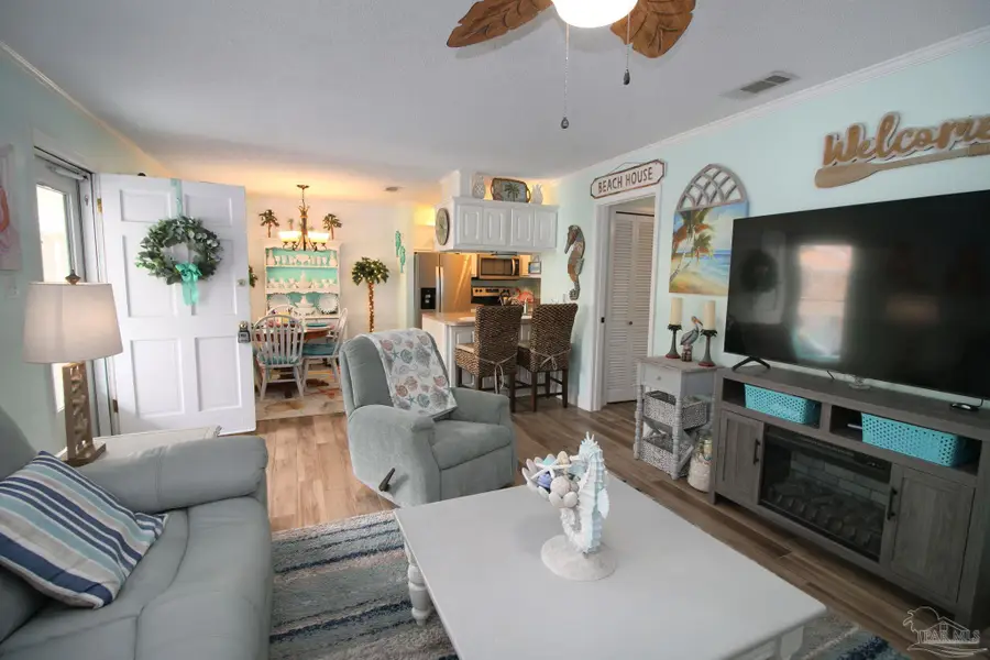 1200 Shoreline Dr #403, Gulf Breeze, FL 32561 - Image #3