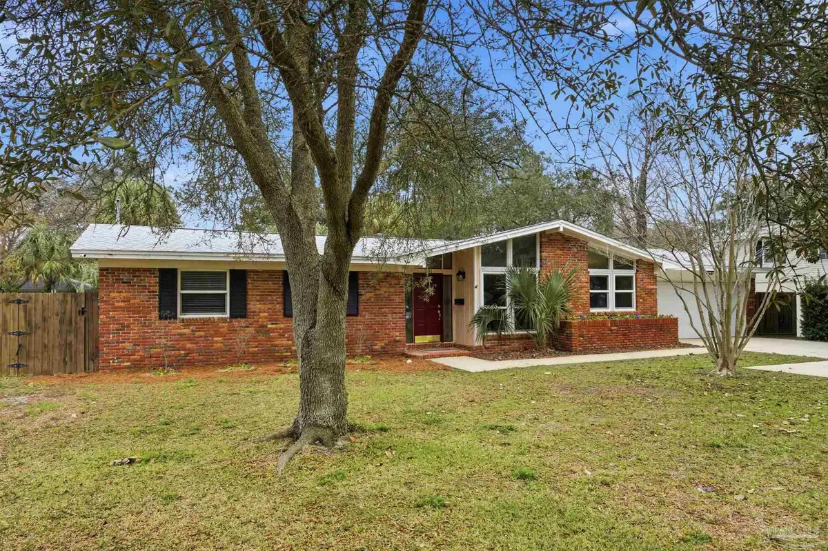 201 S Sunset Blvd, Gulf Breeze, FL 32561 - #1