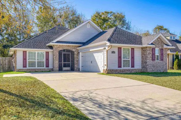 7329 Farmers Rd, Pensacola, FL 32526