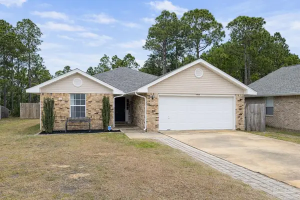9406 Pine Lilly Ct, Navarre, FL 32566