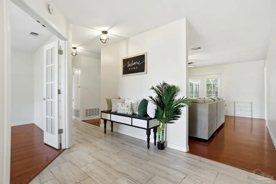 1805 W Ten Mile Rd, Cantonment, FL 32533 - Image #3