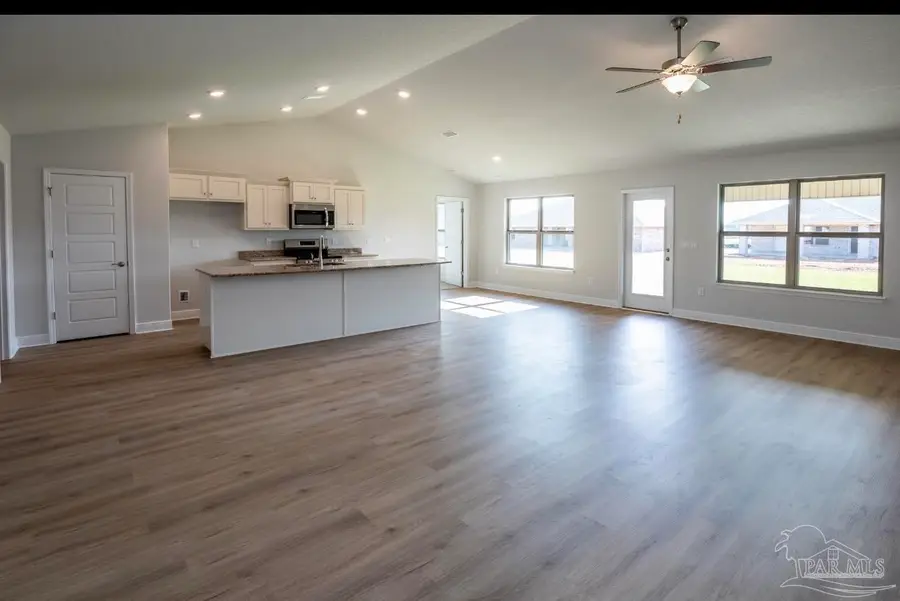 7645 Small Pines St, Milton, FL 32583 - Image #2