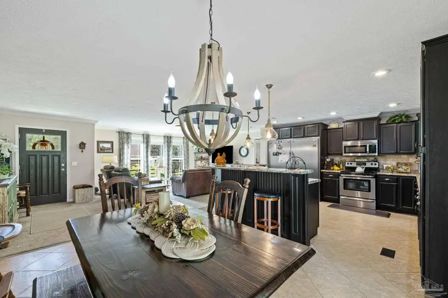 8436 Chumuckla Hwy, Pace, FL 32571 - Image #3