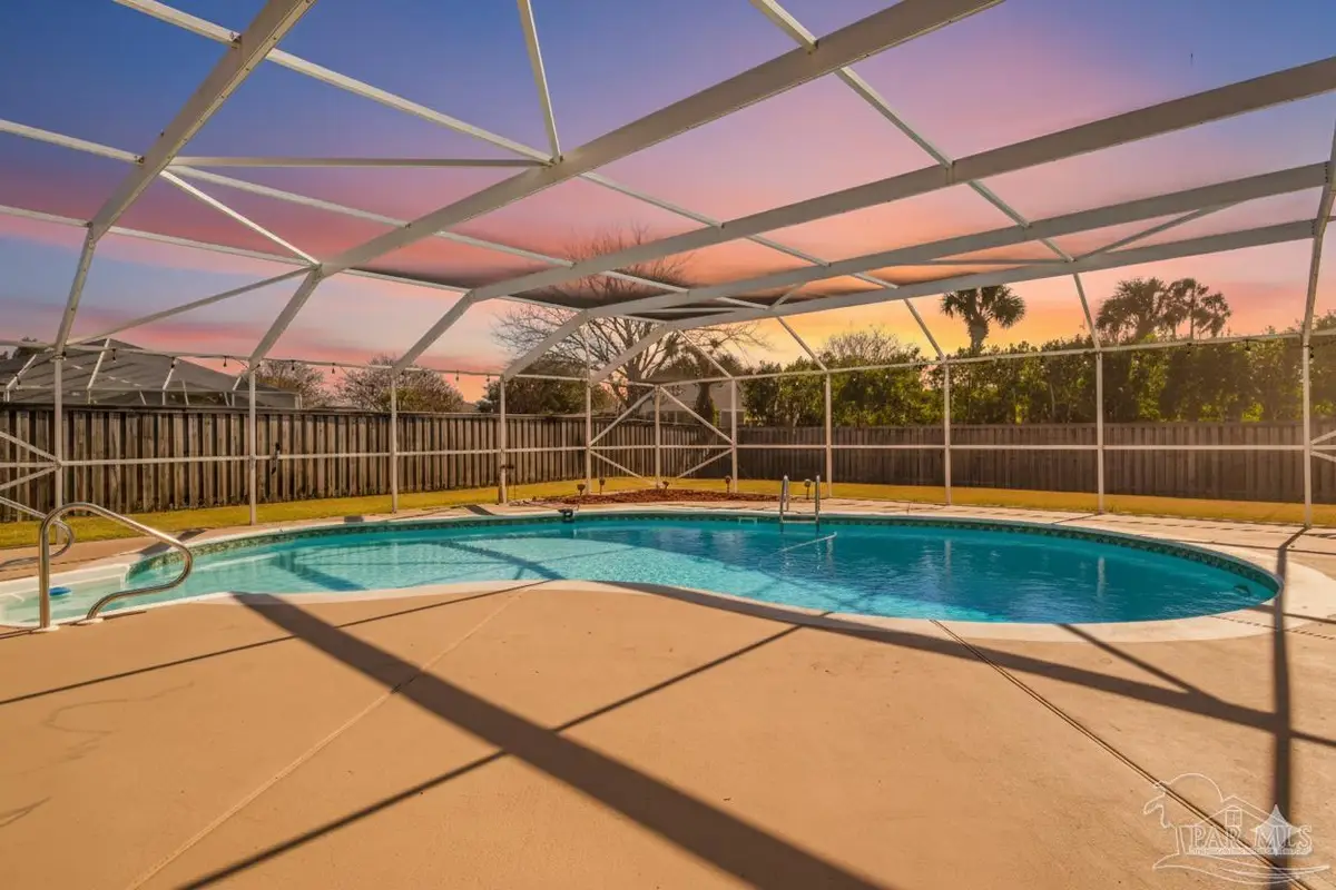 1005 Chandelle Lake Dr, Pensacola, FL 32507 - Image #1