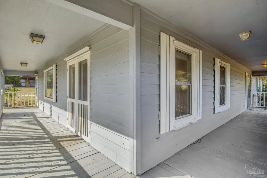 5150 Guy Ln, Pace, FL 32571 - Image #3