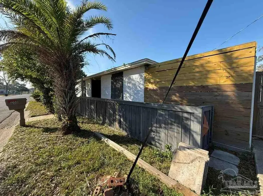 600 E Bobe St, Pensacola, FL 32503 - Image #2