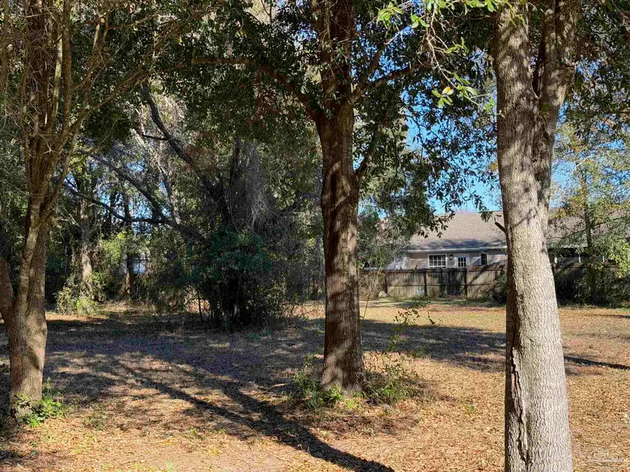 850 BLK Cody Ln, Pensacola, FL 32514 - Image #2