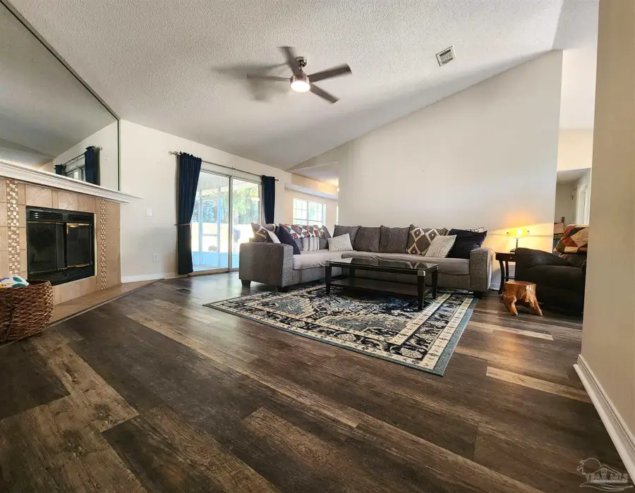 10754 Crosscut Dr, Pensacola, FL 32506 - Image #3