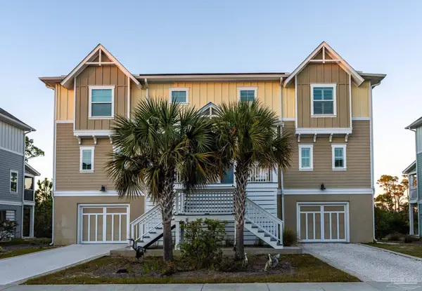 6596 Carlinga Dr, Pensacola, FL 32507