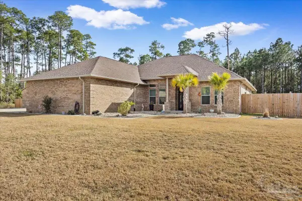 5923 Michael Dr, Milton, FL 32583