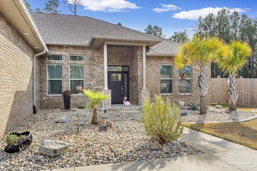 5923 Michael Dr, Milton, FL 32583 - Image #2