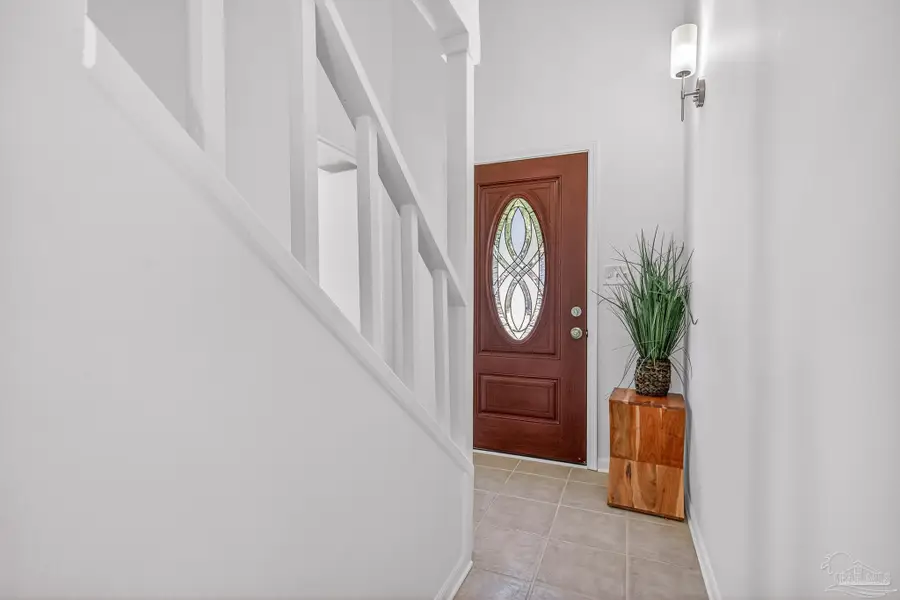 5877 Somerset Dr, Pensacola, FL 32526 - Image #3