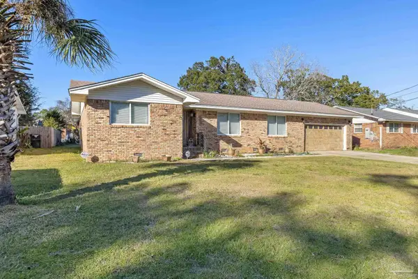 1308 E Hatton St, Pensacola, FL 32503