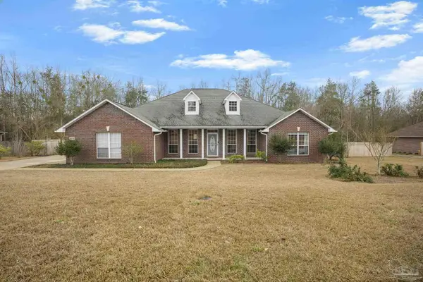 1089 Yellowstone Pass, Cantonment, FL 32533